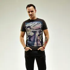 Escucha a I'm Sebastian, mira videos musicales, lee su biografía, consulta las fechas de las gira y más.