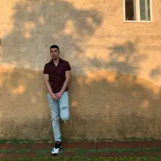 Ascolta Dat Kid Scotty, guarda video musicali, leggi la biografia, vedi le date del tour & altro!