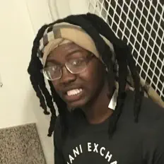 Off10 1'gramを聴いたり、ミュージックビデオを鑑賞したり、経歴やツアー日程などを確認したりしましょう！