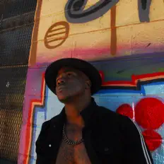 收听 Xtheflare、观看音乐视频、阅读小传、查看巡演日期等 ！