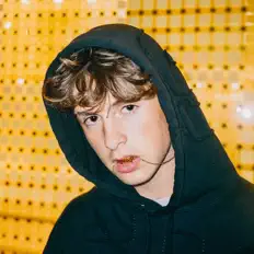 Dengarkan JordyBoy, tonton video musik, baca bio, lihat tanggal tur & lainnya!