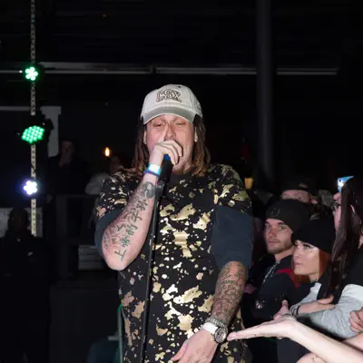 Listen to Drawol, watch music videos, read bio, see tour dates & more!