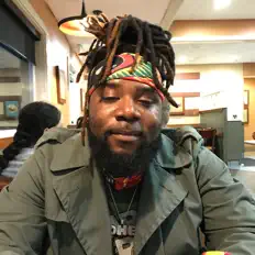 Iceberg MrNicewordz सुनें, म्यूज़िक वीडियो देखें, बायो पढ़ें, दौरे की तारीखें और बहुत कुछ देखें!