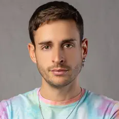 Luister naar D.A.N, bekijk muziekvideo's, lees de bio, bekijk de tourdata, en meer!