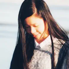 收听 Yvonne Teo、观看音乐视频、阅读小传、查看巡演日期等 ！