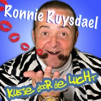 KUSJE DOOR DE LUCHT