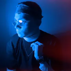 Posłuchaj wykonawcy $OUL, obejrzyj teledyski, przeczytaj biografię, zobacz daty tras koncertowych i nie tylko!