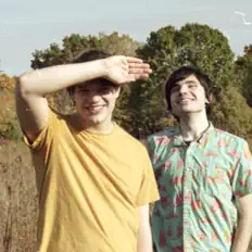 Weekend Hours을(를) 듣고, 뮤직 비디오를 보고, 약력을 읽고, 투어 일정 등을 확인하세요!