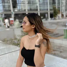 Escucha a Seyma, mira videos musicales, lee su biografía, consulta las fechas de las gira y más.