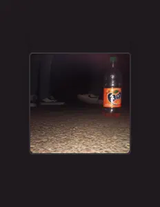 聆聽 mae、觀看音樂影片、閱讀小傳、查看巡演日期等！