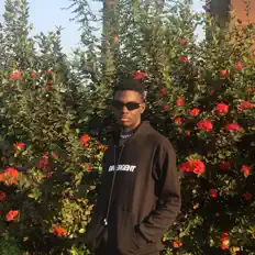 Écoutez Turn3r, regardez des vidéoclips, lisez la biographie, consultez les dates de tournée et plus encore !