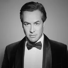 Dengarkan Jorge Gallegos, tonton video musik, baca bio, lihat tanggal tur & lainnya!