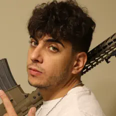 Eşkiya Paşaを聴いたり、ミュージックビデオを鑑賞したり、経歴やツアー日程などを確認したりしましょう！