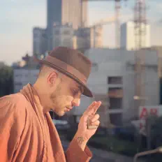 收听 GB Savant、观看音乐视频、阅读小传、查看巡演日期等 ！