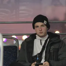 Ouve Acid Kom, vê vídeos de música, lê a biografia, vê as datas da digressão e muito mais!