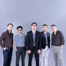 Poslechněte si interpreta Siberian Redsocks, sledujte hudební videa, přečtěte si životopis, podívejte se na data turné a další informace.