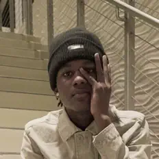 Godly Ziiを聴いたり、ミュージックビデオを鑑賞したり、経歴やツアー日程などを確認したりしましょう！