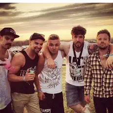 收听 Randy Graves、观看音乐视频、阅读小传、查看巡演日期等 ！