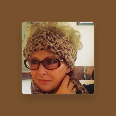 Listen to Annie Hayward, watch music videos, read bio, see tour dates & more!