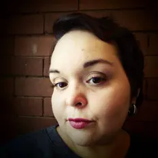 Poslechněte si interpreta Kristina Benedict, sledujte hudební videa, přečtěte si životopis, podívejte se na data turné a další informace.