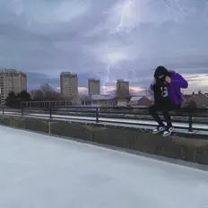 Ouça Sound9, assista a videoclipes, leia a biografia, veja as datas das turnês e mais!