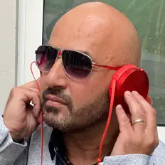 Listen to DJ Ramon, watch music videos, read bio, see tour dates & more!