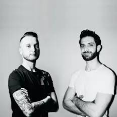 Dog n Hoss을(를) 듣고, 뮤직 비디오를 보고, 약력을 읽고, 투어 일정 등을 확인하세요!