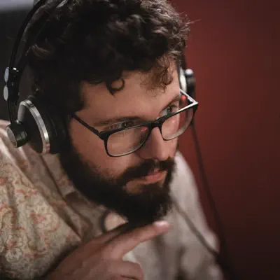 Listen to Alvaro Ruiz, watch music videos, read bio, see tour dates & more!