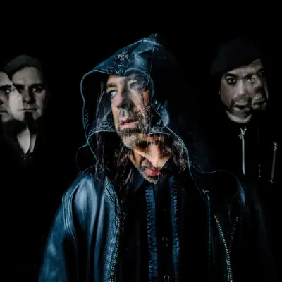 Listen to Vevesi, watch music videos, read bio, see tour dates & more!