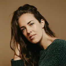 Listen to Annie Lawrence, watch music videos, read bio, see tour dates & more!