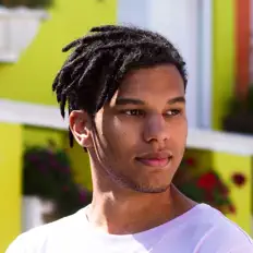 Luister naar Jvste, bekijk muziekvideo's, lees de bio, bekijk de tourdata, en meer!