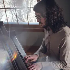 Dengarkan Joe Twohy, tonton video musik, baca bio, lihat tanggal tur & lainnya!