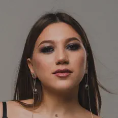 ANGELL सुनें, म्यूज़िक वीडियो देखें, बायो पढ़ें, दौरे की तारीखें और बहुत कुछ देखें!