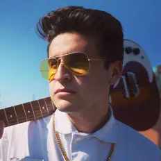 Hör dir André Miguel an, schau dir Musikvideos an, lies die Biografie, finde Tourdaten und mehr!