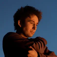 Poslechněte si interpreta VanIves, sledujte hudební videa, přečtěte si životopis, podívejte se na data turné a další informace.