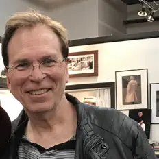 Dengarkan Greg Allen, tonton video musik, baca bio, lihat tanggal tur & lainnya!