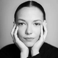 聆聽 Marie Gabrielle Blix、觀看音樂影片、閱讀小傳、查看巡演日期等！