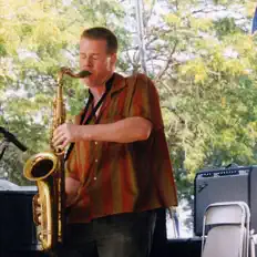 Ascolta Ken Vandermark, guarda video musicali, leggi la biografia, vedi le date del tour & altro!