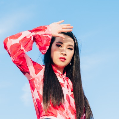 Listen to Elise Go, watch music videos, read bio, see tour dates & more!