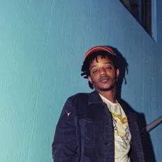 Ouça MALCLM., assista a videoclipes, leia a biografia, veja as datas das turnês e mais!