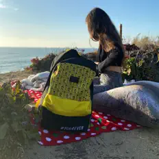 收听 BrrSkrr、观看音乐视频、阅读小传、查看巡演日期等 ！