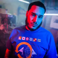 Poslechněte si interpreta Soy-G, sledujte hudební videa, přečtěte si životopis, podívejte se na data turné a další informace.