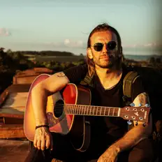 Ouve Pablo Pohlmann, vê vídeos de música, lê a biografia, vê as datas da digressão e muito mais!