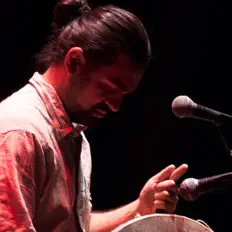 Posłuchaj wykonawcy Diego Marioni, obejrzyj teledyski, przeczytaj biografię, zobacz daty tras koncertowych i nie tylko!