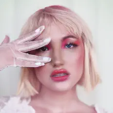 Ascolta AnDy Darling, guarda video musicali, leggi la biografia, vedi le date del tour & altro!