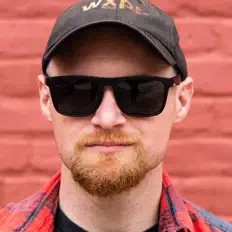 Dengarkan Doug Keller and the Dubbed Subs, tonton video musik, baca bio, lihat tanggal tur & lainnya!