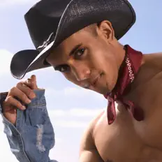 Chad Jaxon Perez सुनें, म्यूज़िक वीडियो देखें, बायो पढ़ें, दौरे की तारीखें और बहुत कुछ देखें!