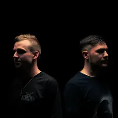 Grim Hellhoundを聴いたり、ミュージックビデオを鑑賞したり、経歴やツアー日程などを確認したりしましょう！