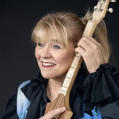 Listen to Édith Butler, watch music videos, read bio, see tour dates & more!