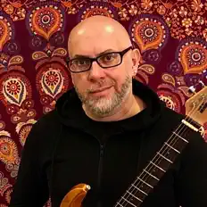 Tony Cantisanoを聴いたり、ミュージックビデオを鑑賞したり、経歴やツアー日程などを確認したりしましょう！